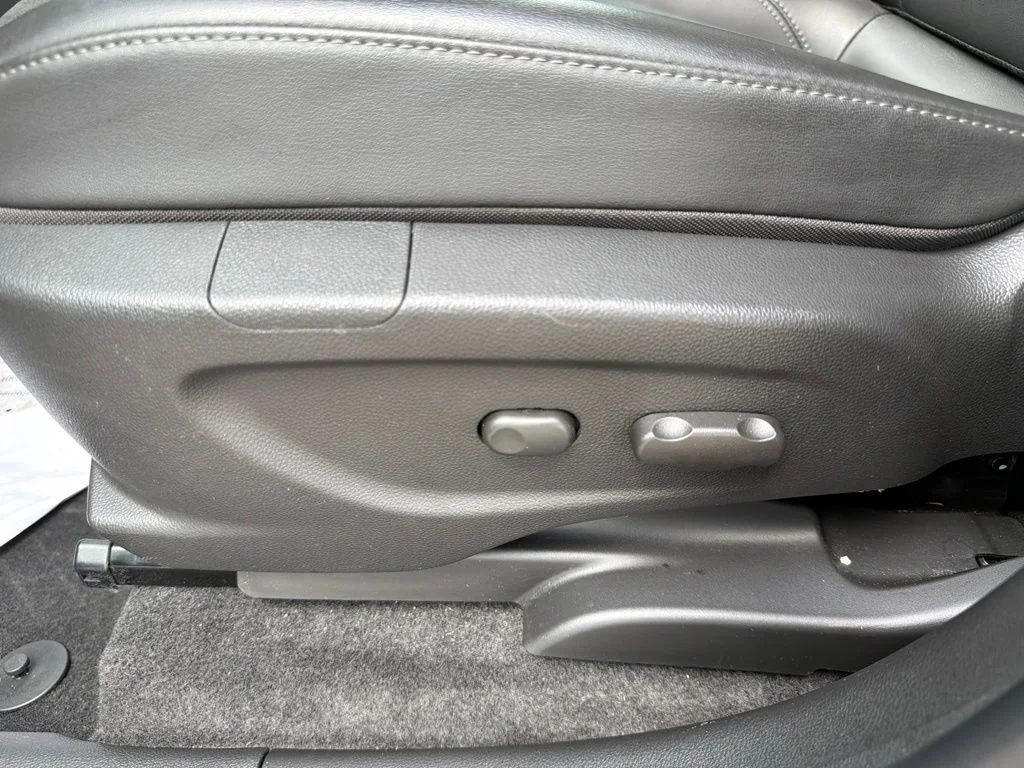 Used 2022 Black Buick Preferred image 12