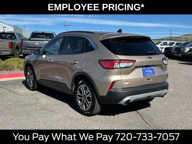 Used 2020 Gold Ford SEL image 3