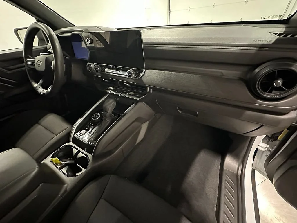 Used 2024 Summit White Chevrolet Trail Boss image 26