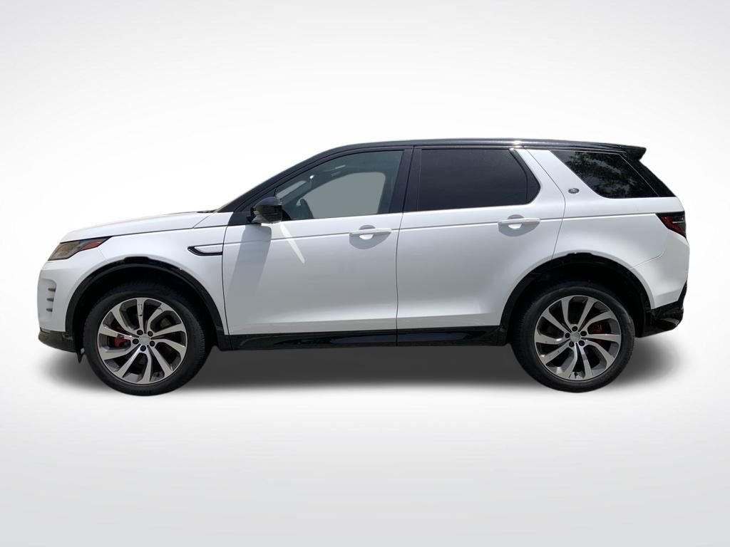 Used 2024 White Land Rover SE image 5