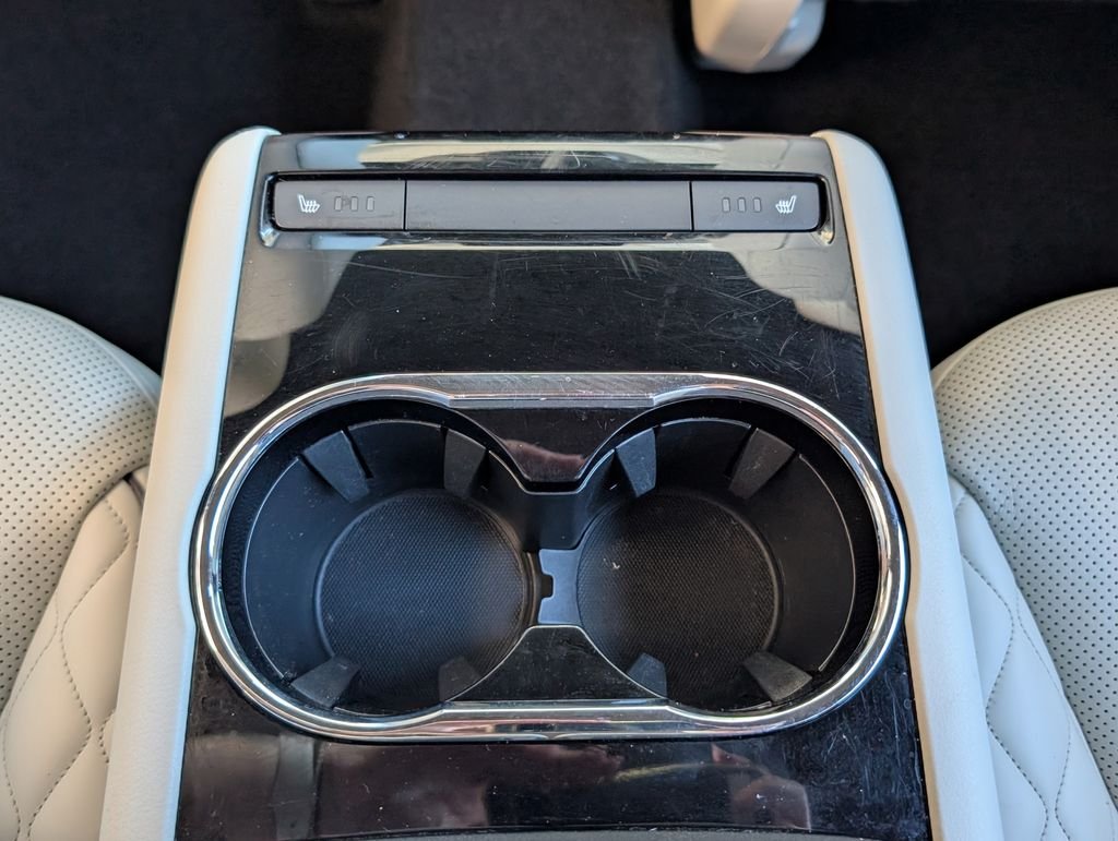 Used 2023 White Mazda Signature image 22