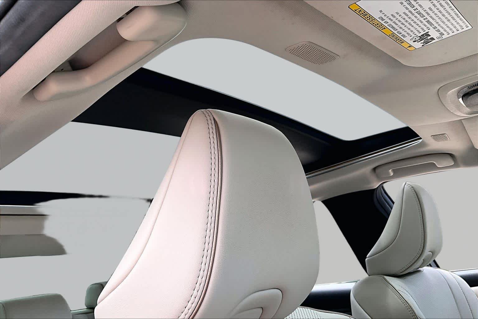 Certified Used 2024 Oxygen White Toyota Limited image 14