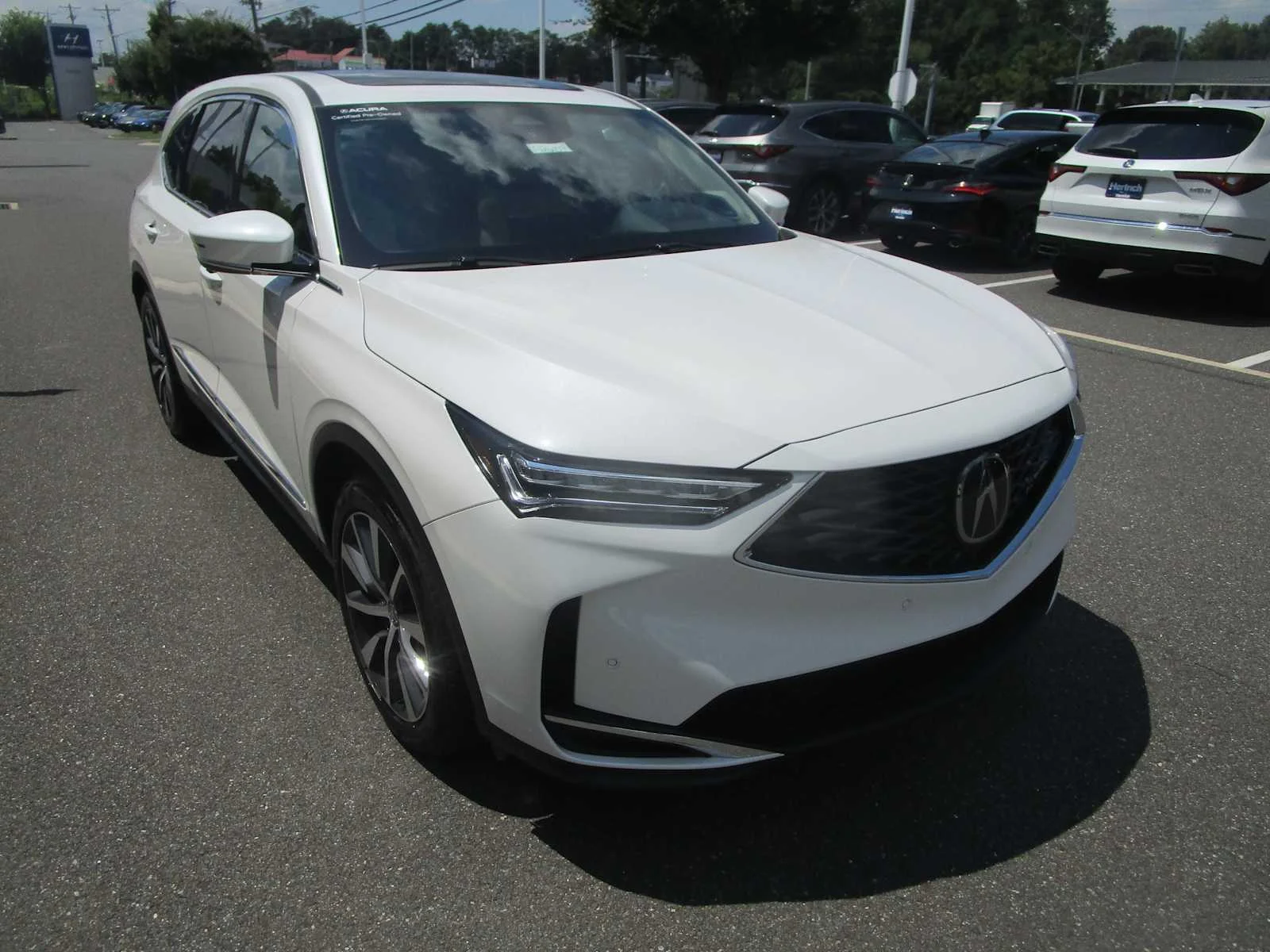 Certified Used 2026 Platinum White Pearl Acura w/Technology Package image 4