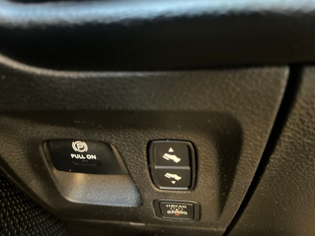 Used 2019 Gray Ram Big Horn/Lone Star image 23