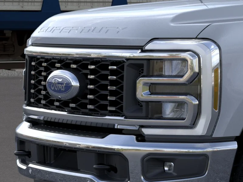 New 2026 Glacier Gray Metallic Tri-Coat Ford F-350® Lariat® image 17