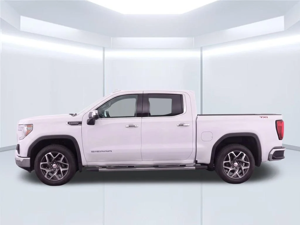 New 2026 White GMC SLT image 9