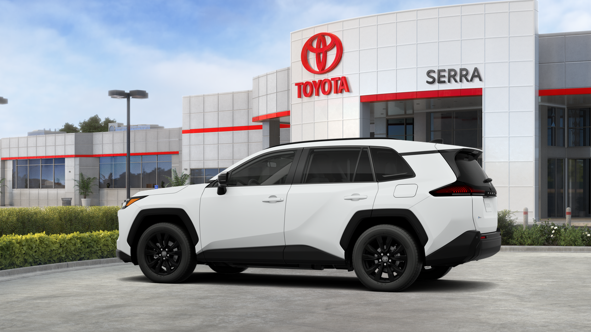 New 2026 Ice Cap Toyota XLE Premium image 71