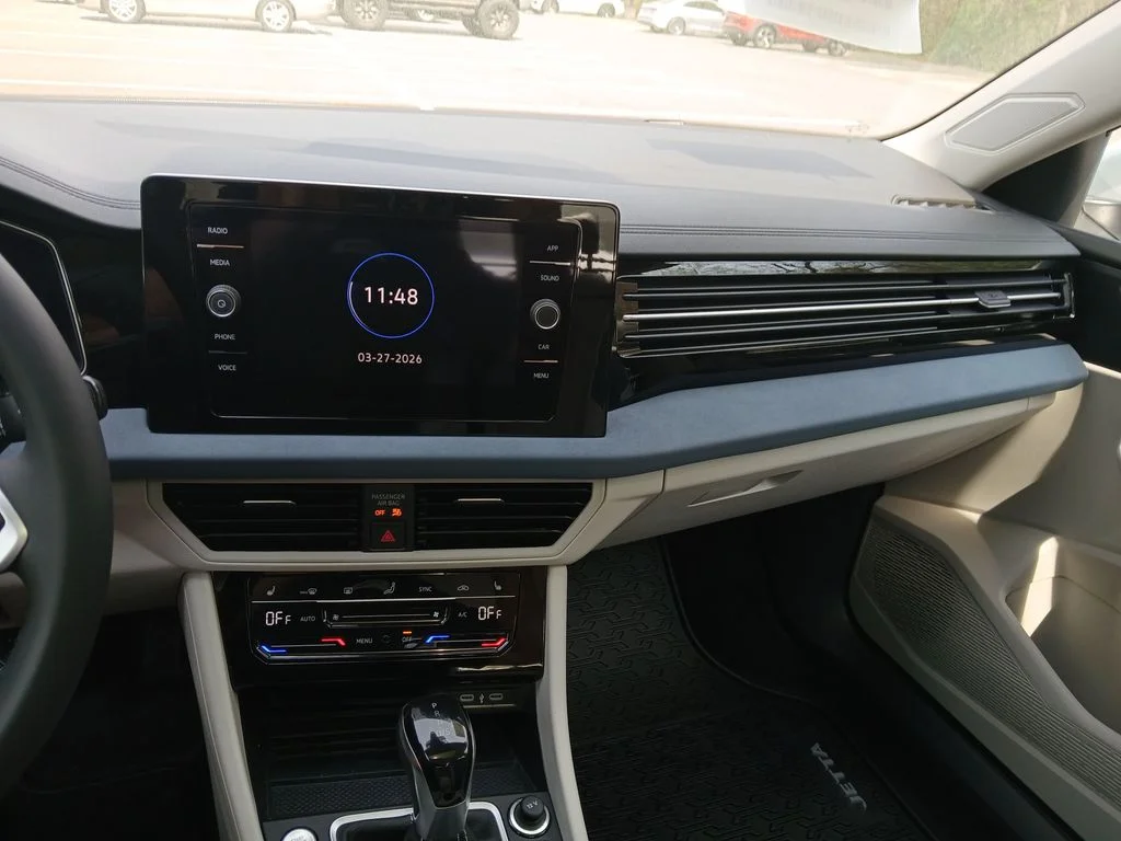 New 2026 White Volkswagen 1.5T SE image 17