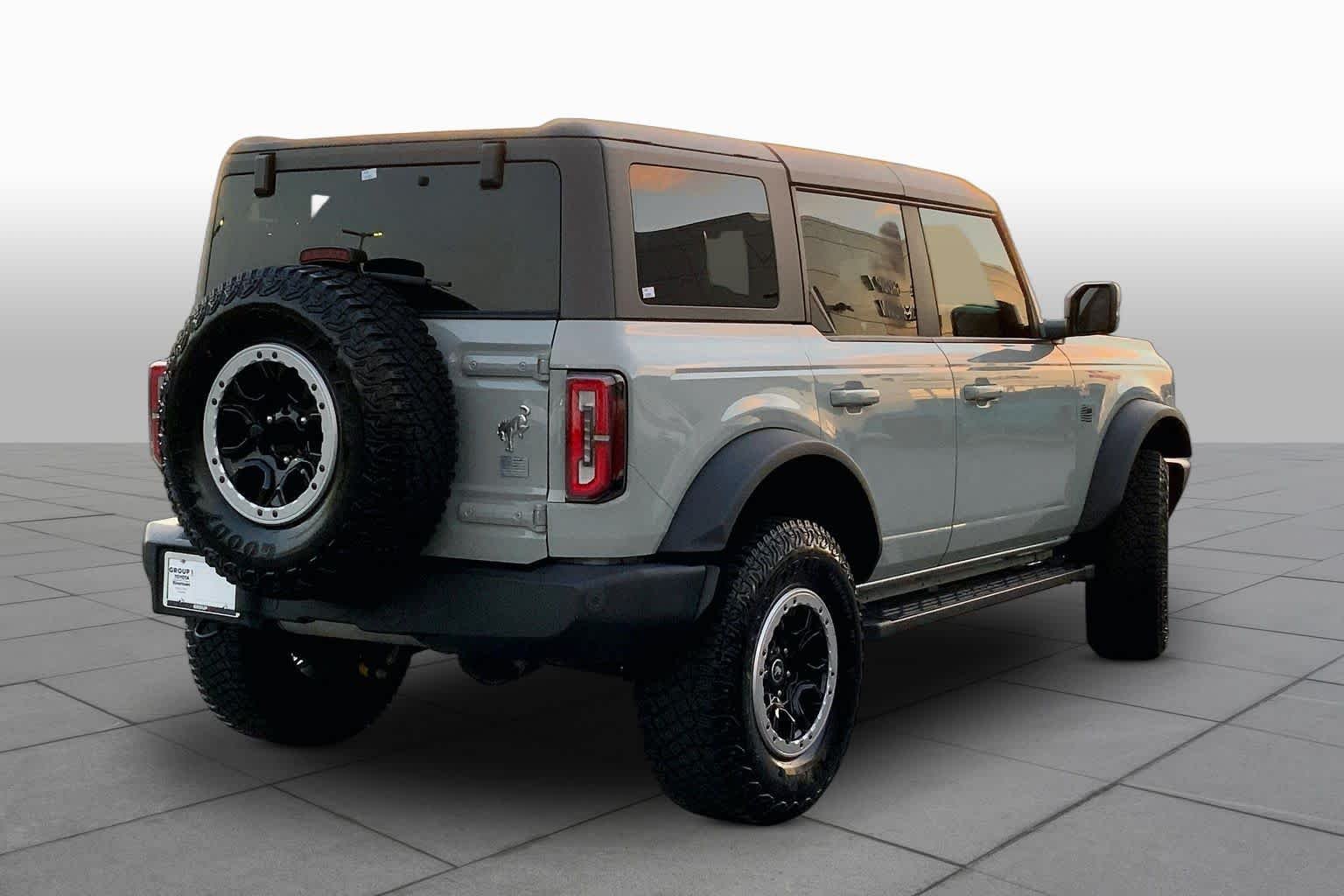 Used 2022 Cactus Gray Ford Outer Banks image 13