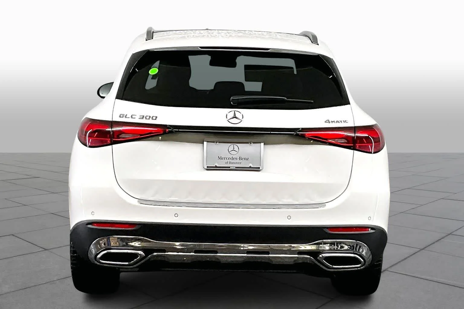 New 2026 Polar White Mercedes-Benz GLC 300 image 5