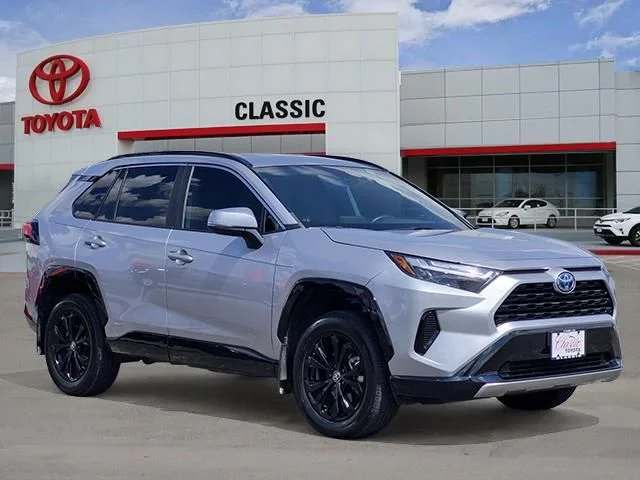 2024 Toyota RAV4 Hybrid SE