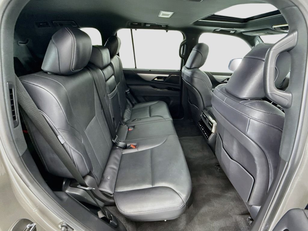 Used 2023 Silver Lexus 600 F SPORT image 20