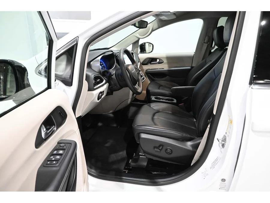 Used 2024 WHITE Chrysler Touring L Mobility Handicap Van image 13