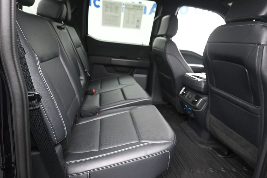 Used 2025 Black Ford Lariat image 10