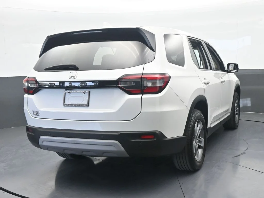Used 2025 White Honda EX-L image 5