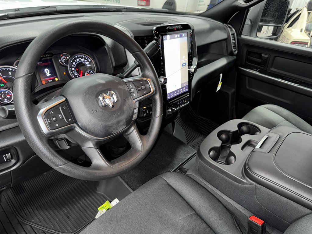 2025 RAM 2500 Tradesman - Photo 24