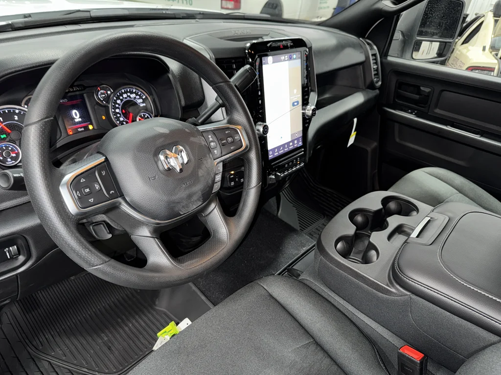 2025 RAM 2500 Tradesman - Photo 24