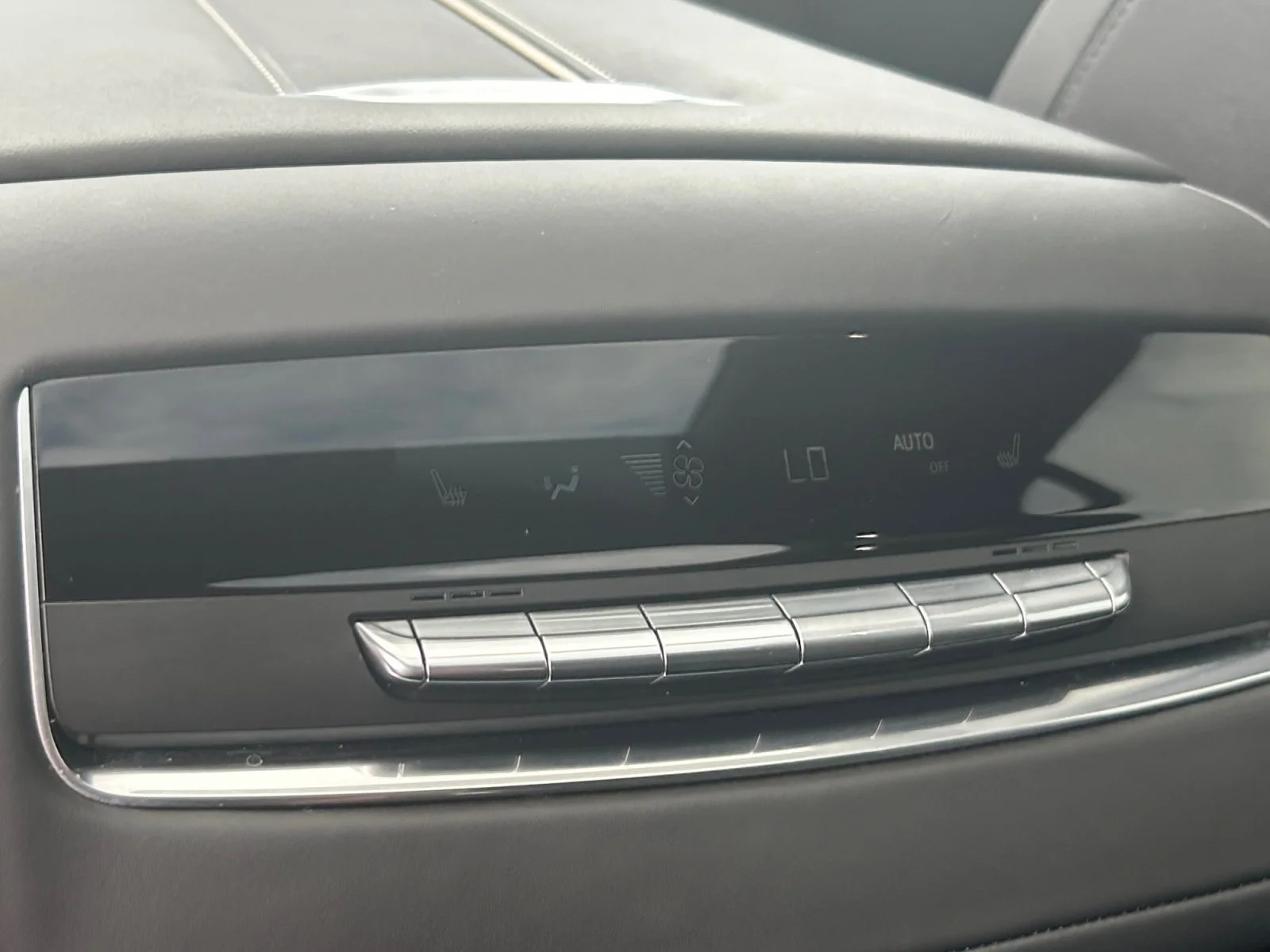 Certified Used 2025 Black Raven Cadillac 4WD Sport Platinum Leather Sunroof Navigation 6.2L image 22