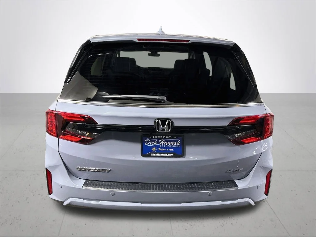 New 2027 Sonic Gray Pearl Honda Elite image 7