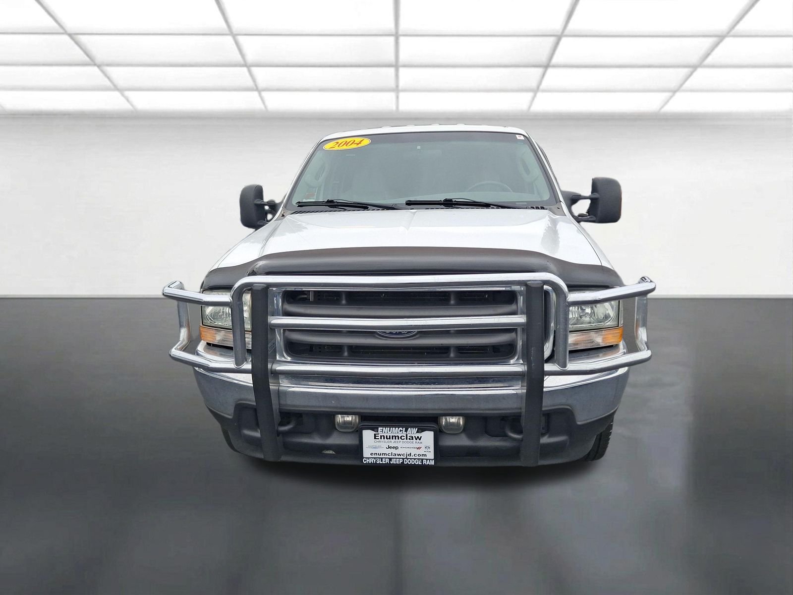 Used 2004 White Ford XL image 8