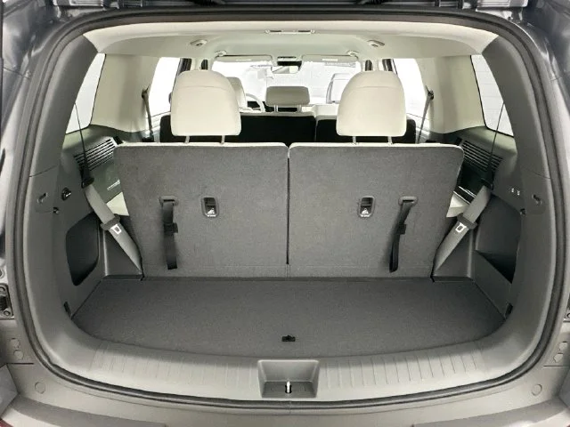 New 2026 Hyundai SANTA FE HYBRID SE