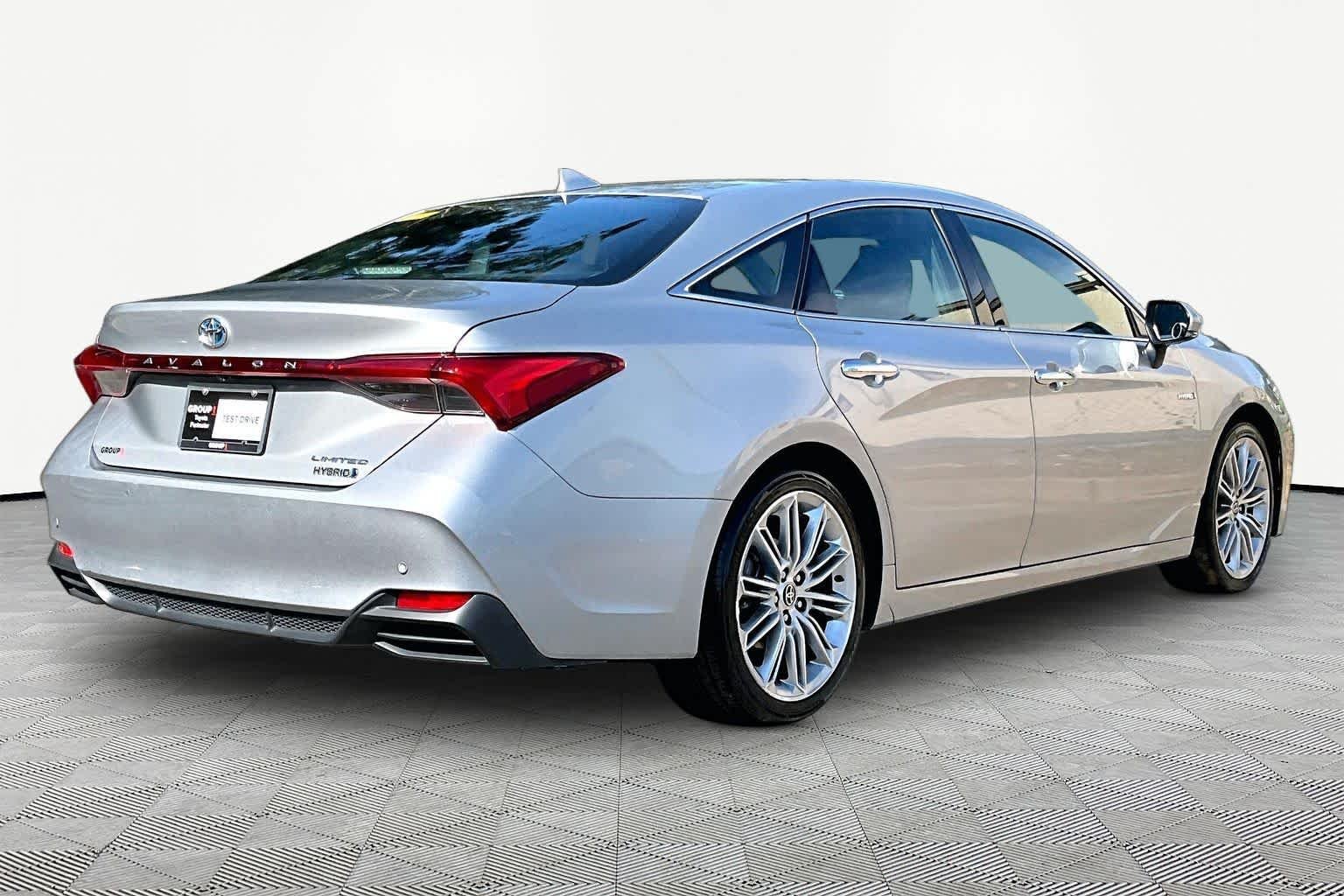 Used 2021 Celestial Silver Metallic Toyota Hybrid Limited image 13