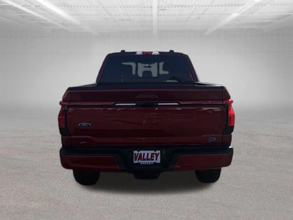 Used 2023 Red Metallic Ford Lariat image 12