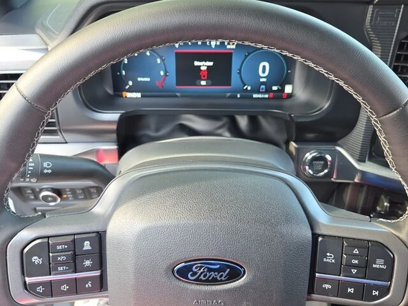 Used 2025 Space White Metallic Ford LARIAT image 23