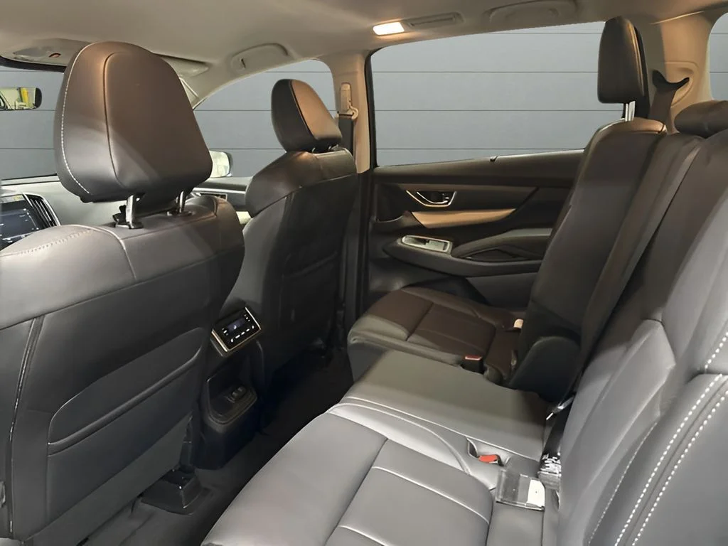 Used 2022 Black Subaru Limited image 18