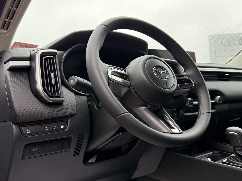 New 2026 Gray Mazda Preferred image 28