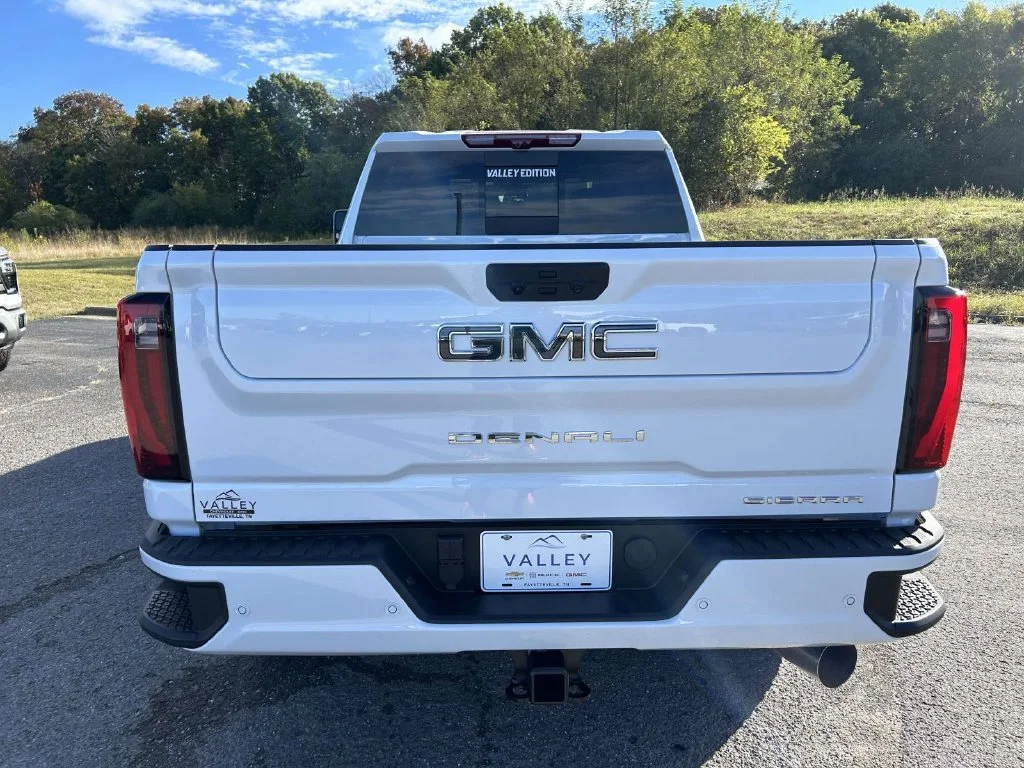 New 2026 Glacier White Tricoat GMC Denali Ultimate image 5