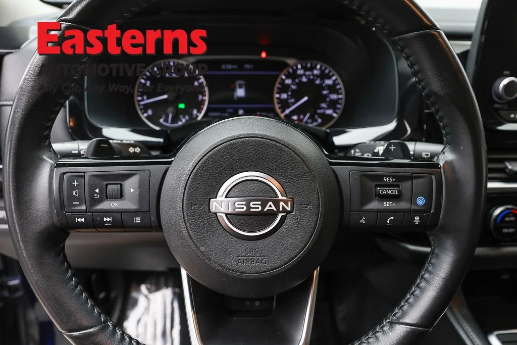 Used 2023 Blue Nissan SV image 10