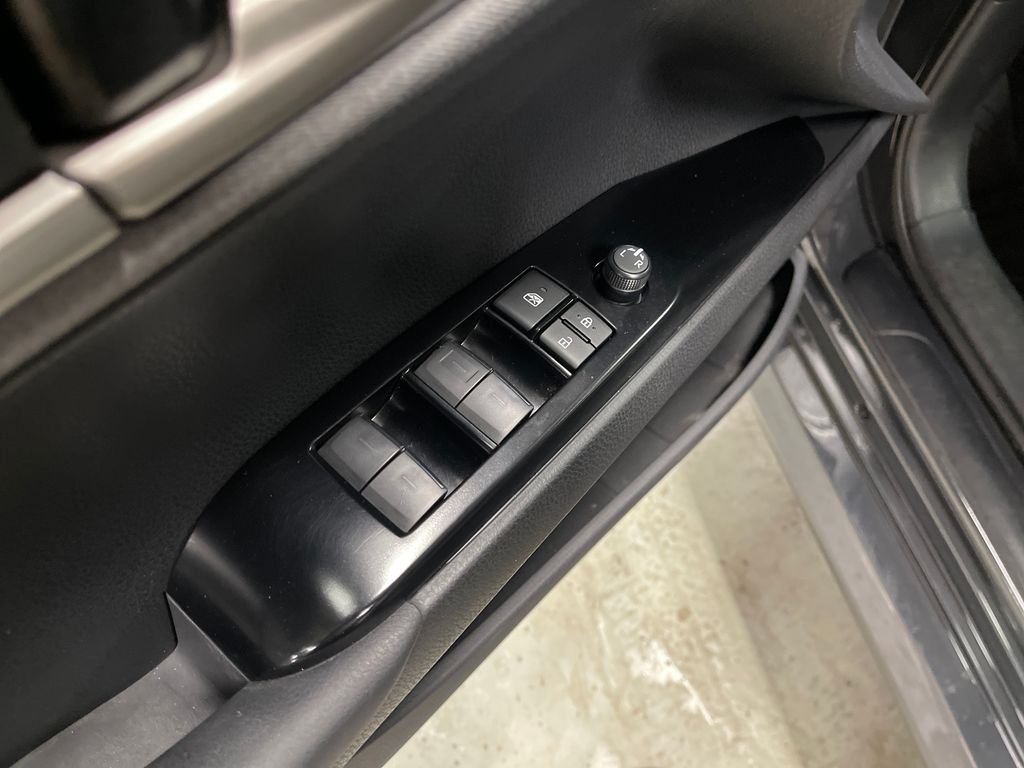 Certified Used 2025  Toyota LE image 15