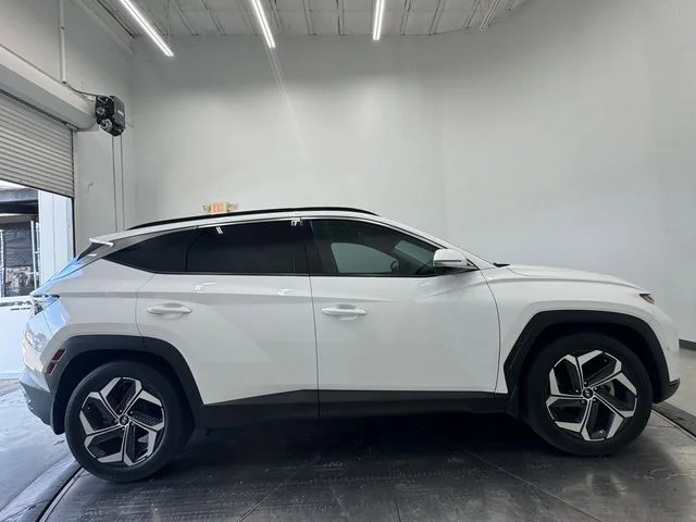 Used 2023 Serenity White Pearl Hyundai Limited image 15