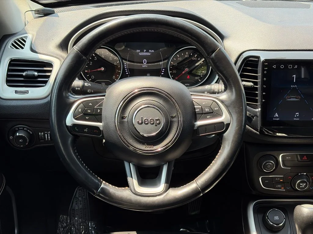 Used 2019 Red Line Jeep Latitude image 15