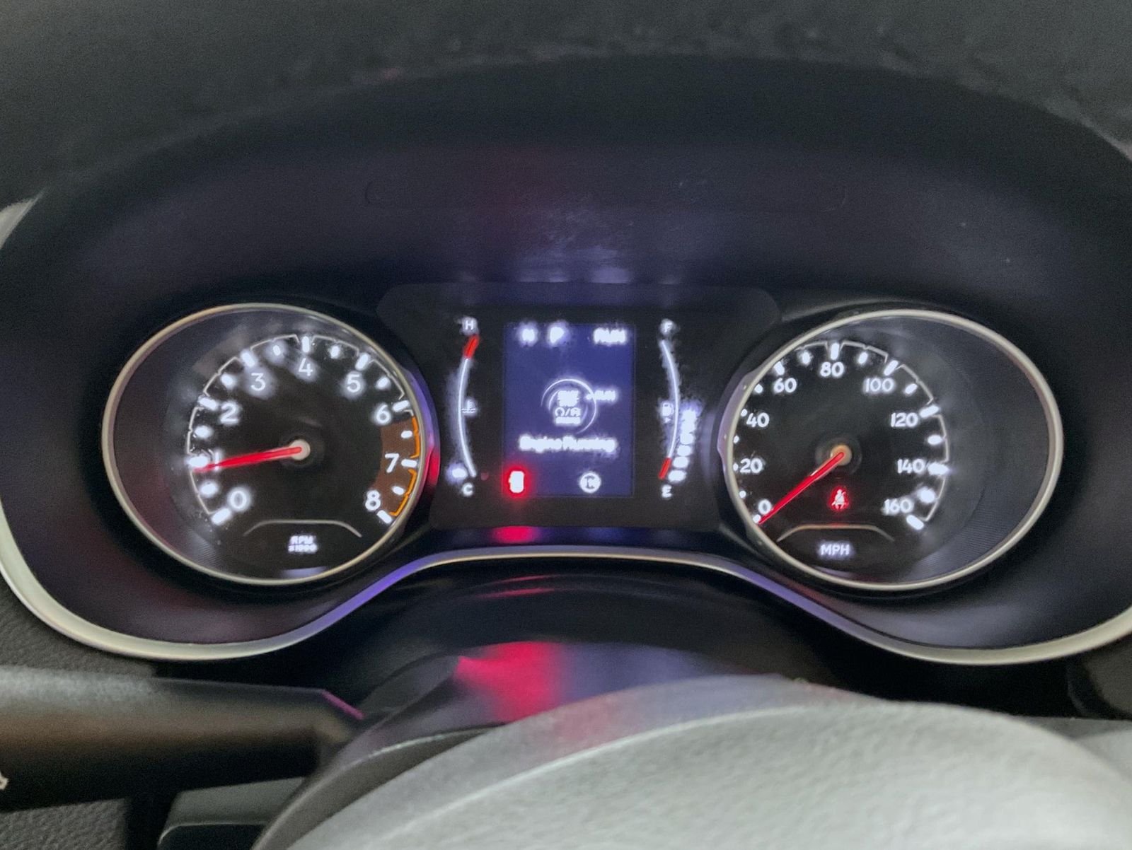 Used 2021 Black Jeep Latitude image 12