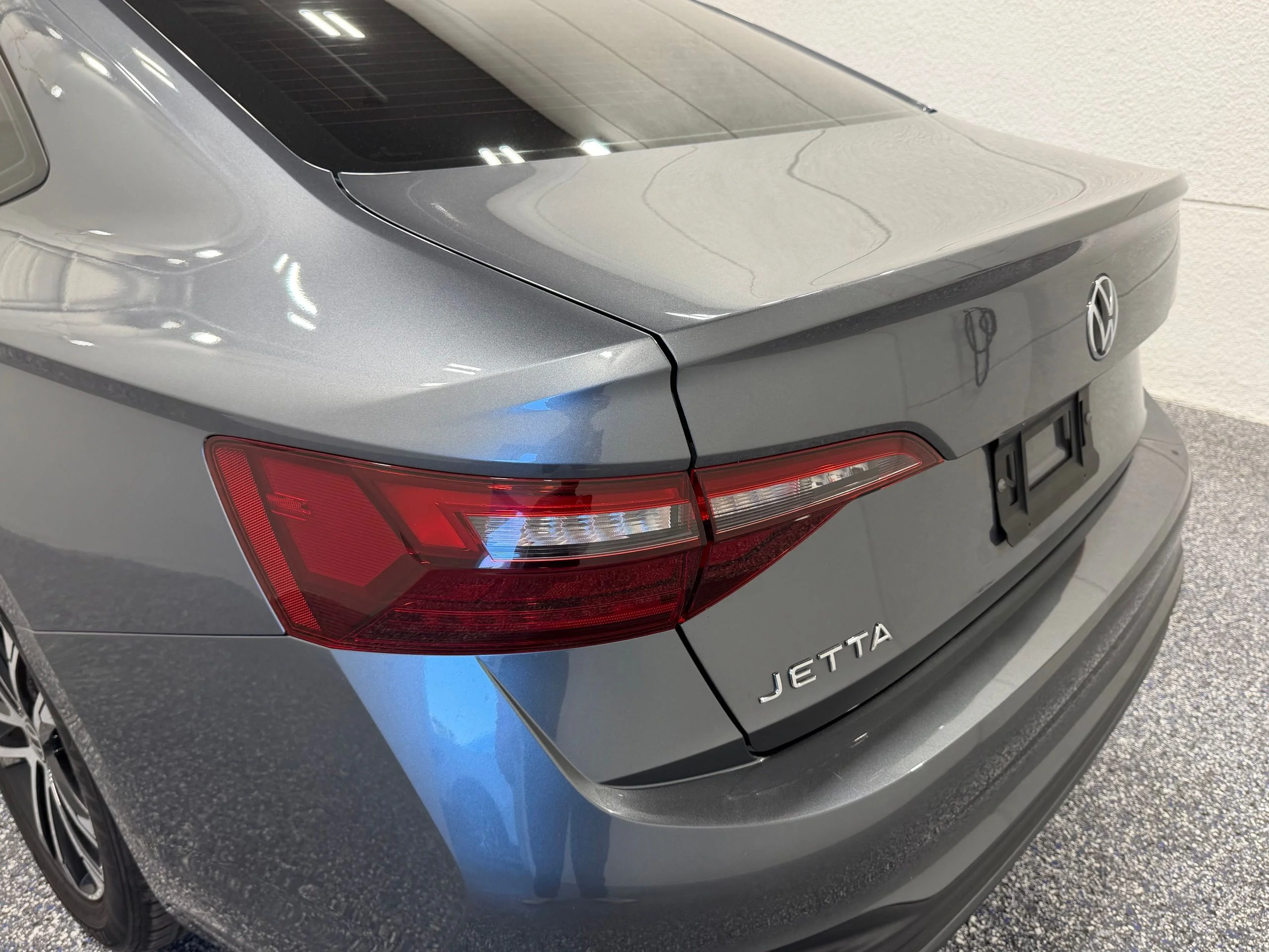 Certified Used 2022 Gray Volkswagen 1.5T Sport image 15