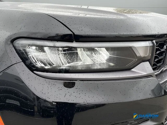 New 2026 Diamond Black Crystal Pearl-Coat Exterior Paint Jeep Altitude image 27