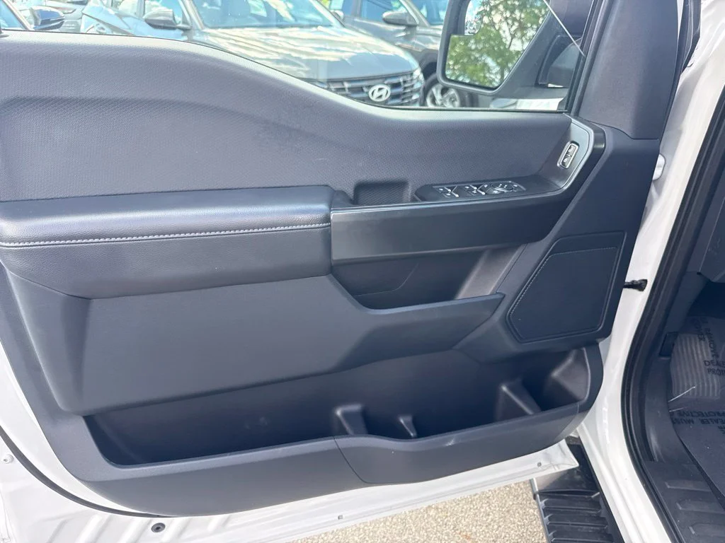 Used 2023 White Ford XL image 17