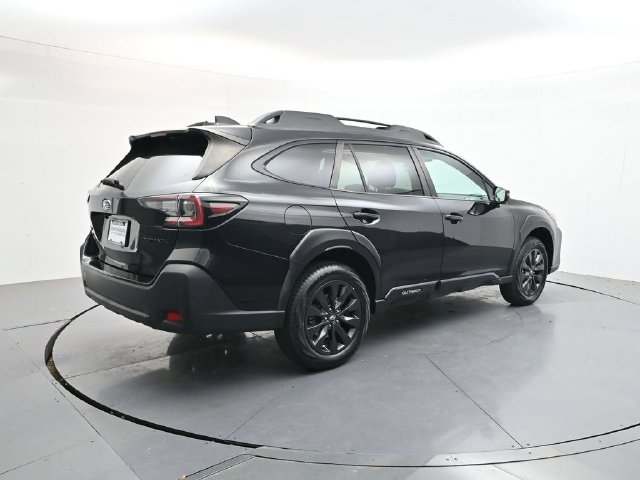 Used 2023 Crystal Black Silica Subaru Onyx Edition image 7