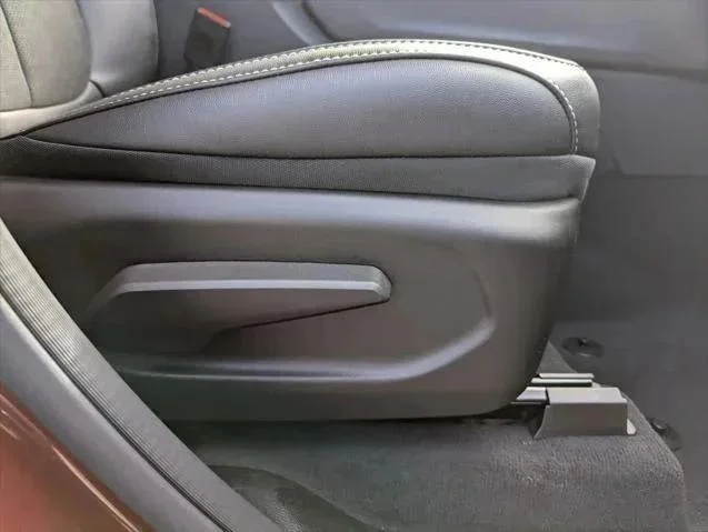 2025 Jeep Grand Cherokee Altitude - Photo 37