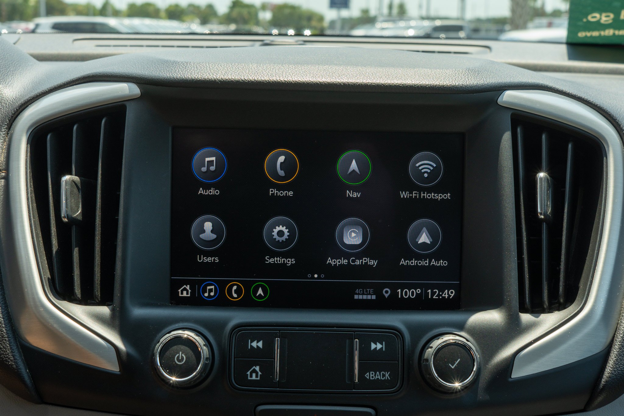 Used 2020 Ebony Twilight Metallic GMC SLT image 18
