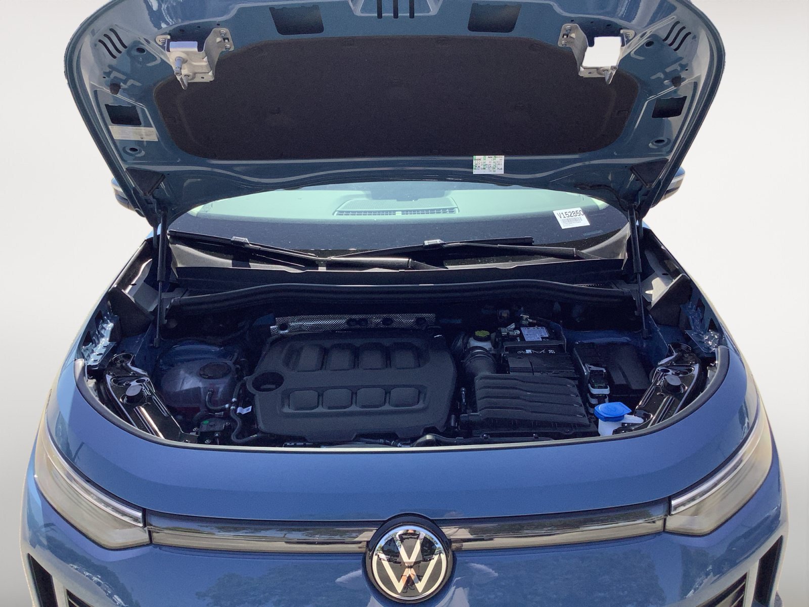 New 2026 MONTEREY BLUE Volkswagen SE image 12