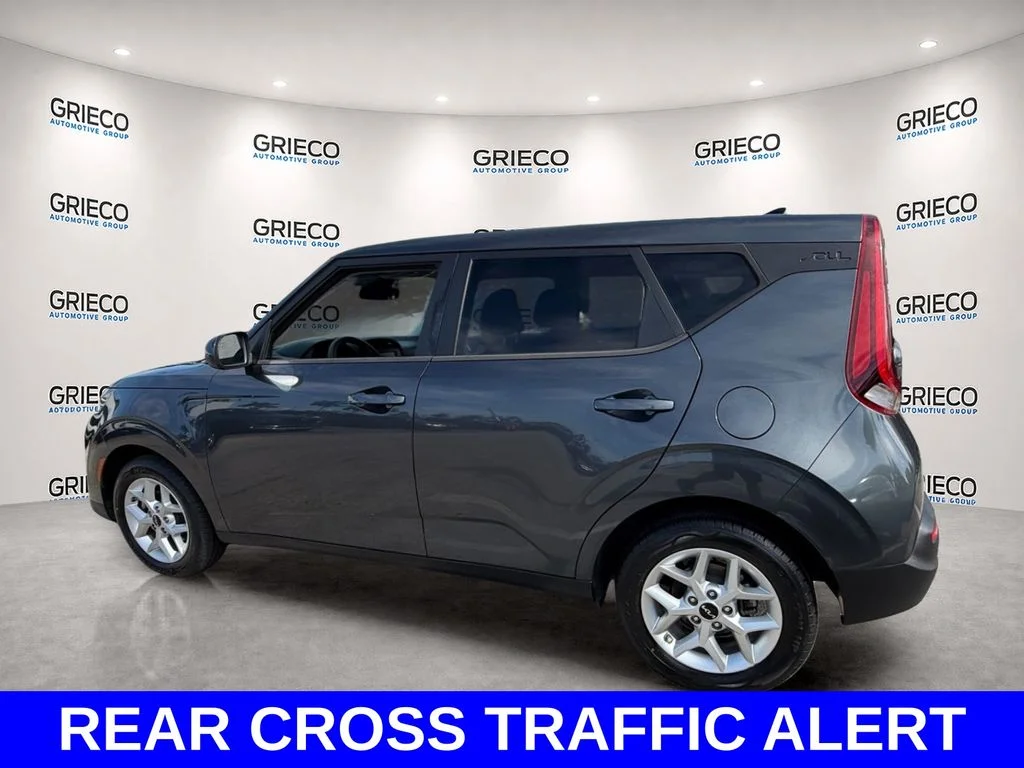Used 2022 Gray Kia LX image 5