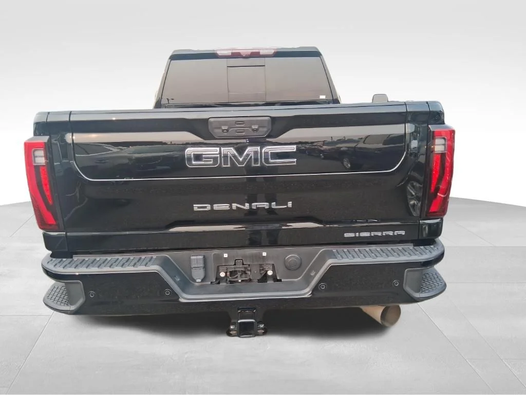 Used 2024 Black GMC Denali Ultimate image 17