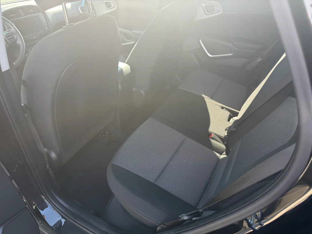 Used 2024 Black Kia LX image 3