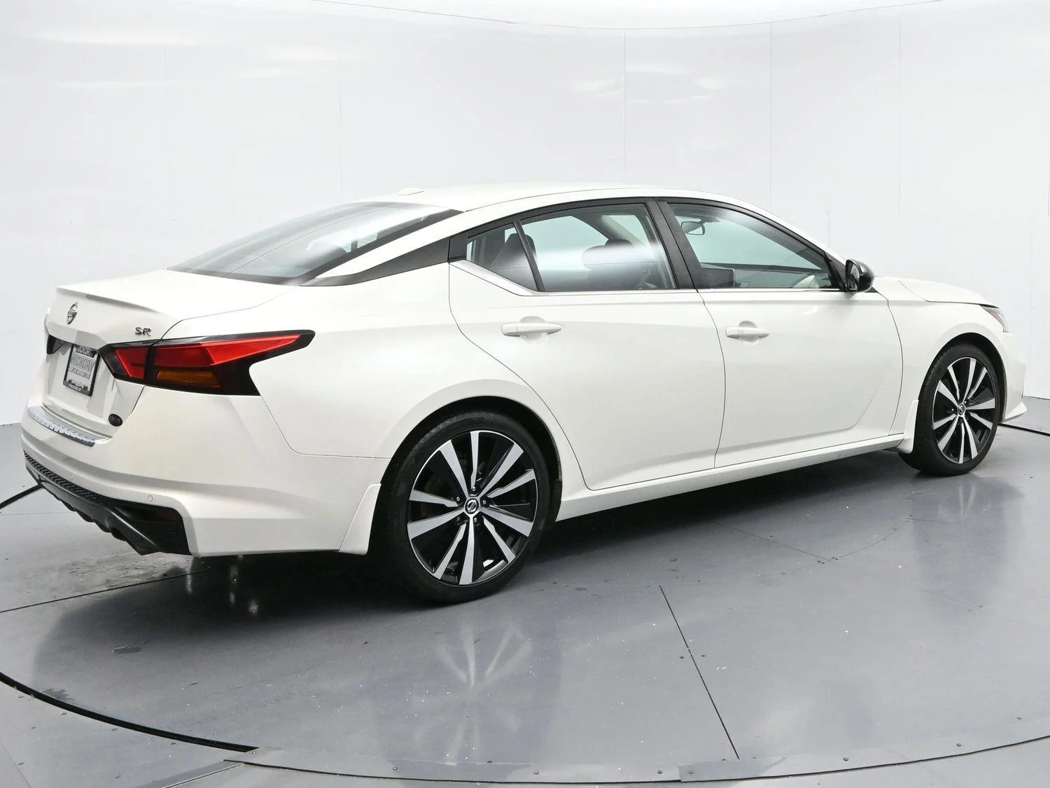 Used 2020 Pearl White Tricoat Nissan 2.5 SR image 7