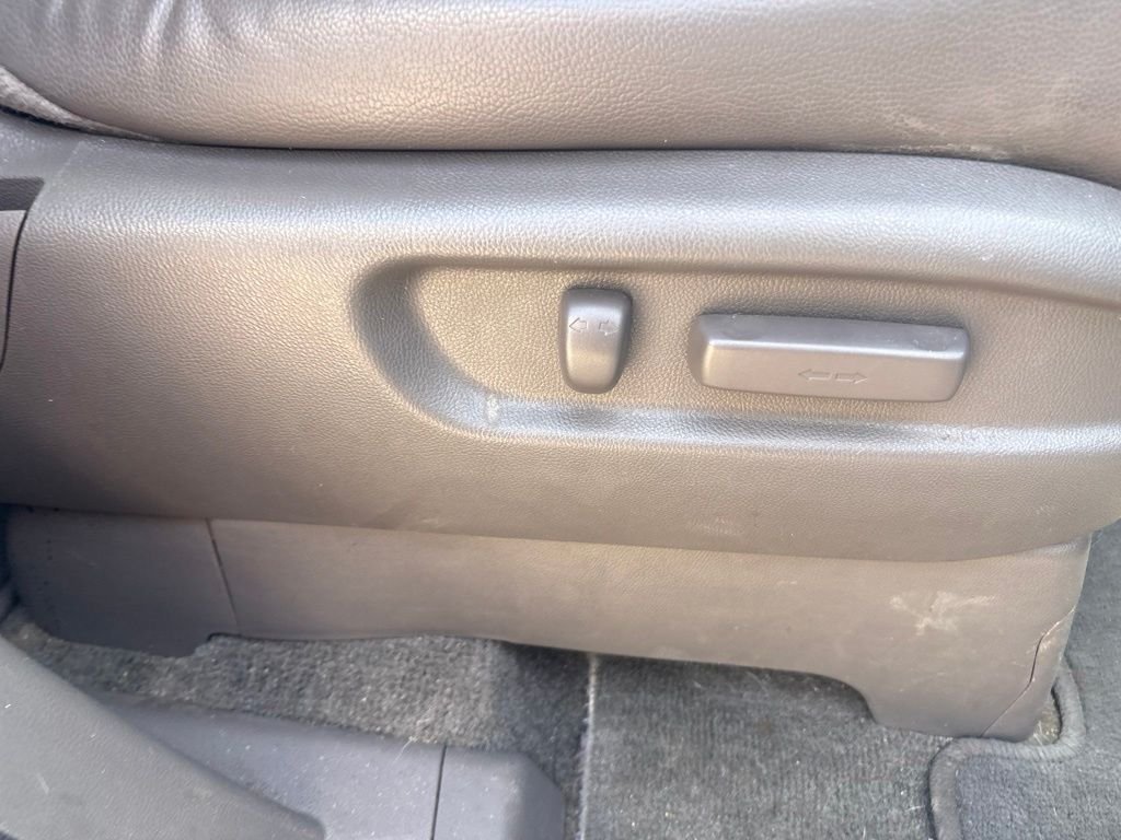 Used 2016 Gray Honda EX-L image 29