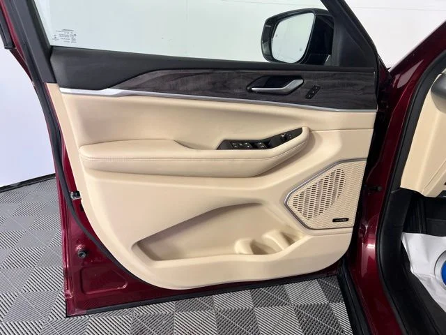 Used 2022 Red Jeep Limited image 16