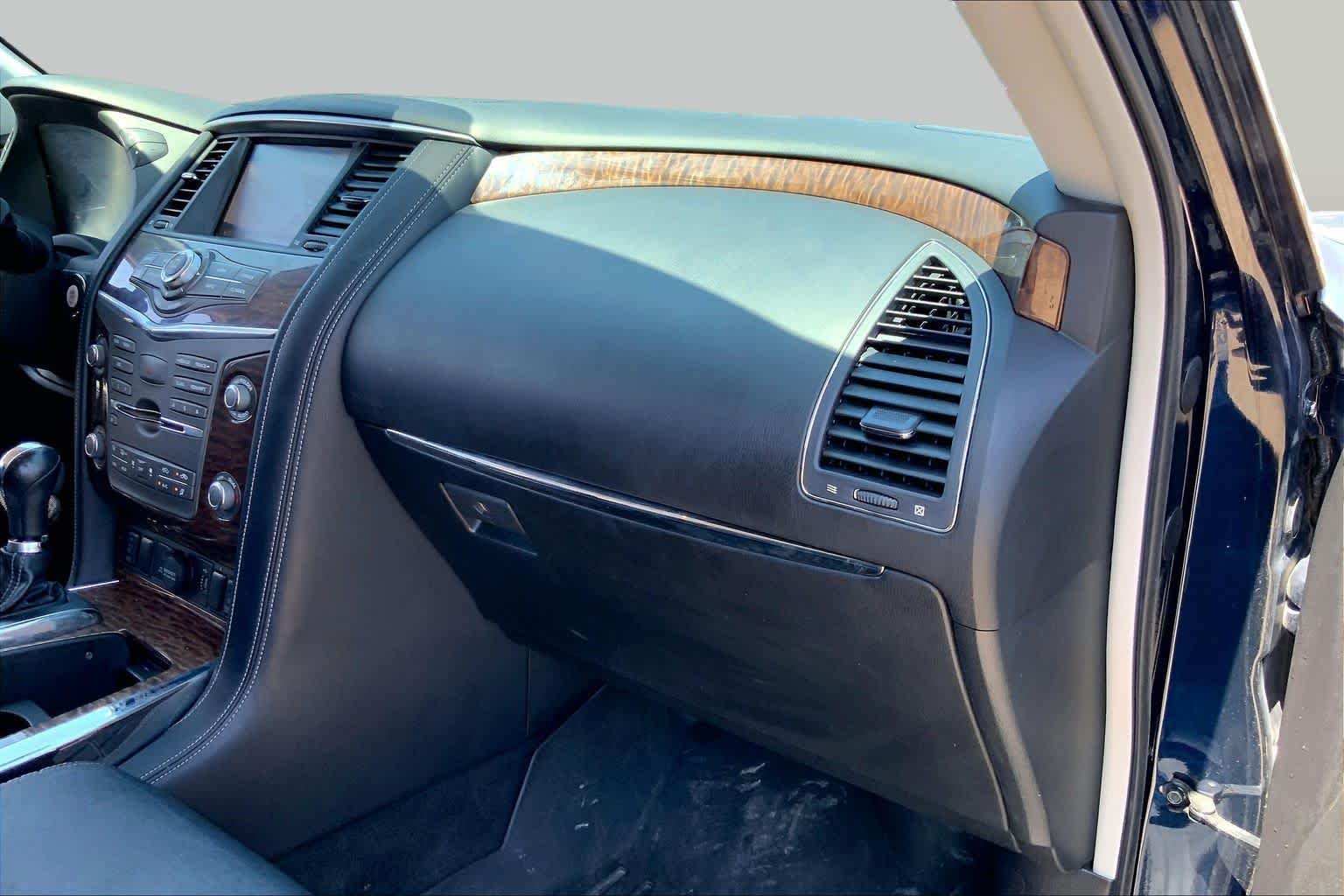 Used 2020 Hermosa Blue Pearl Nissan SL image 19